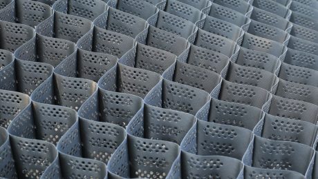 Geokrata – gdzie stosuje się ją do stabilizacji gruntu?